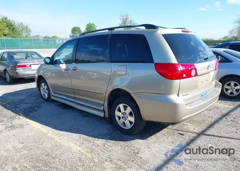 2010 Toyota Sienna Le из США, поврежденный, VIN 5TDKK4CC2AS334626